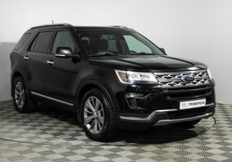 Подержанный автомобиль Ford Explorer 2019 года (3 фото)