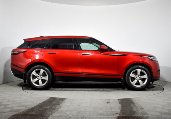 Подержанный автомобиль Land Rover Range Rover Velar 2017 года (4 фото)