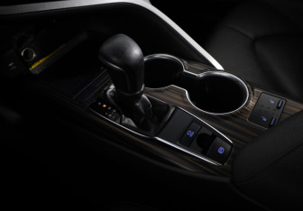 Подержанный автомобиль Toyota Camry Sedan 2021 года (13 фото)