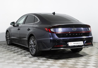 Подержанный автомобиль Hyundai Sonata 2019 года (7 фото)