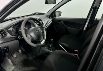 Подержанный автомобиль LADA (ВАЗ) Granta Sedan 2019 года (8 фото)