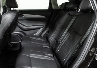 Подержанный автомобиль Haval F7 2023 года (10 фото)