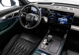 Подержанный автомобиль GAC GS8 2023 года (18 фото)