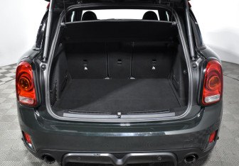 Подержанный автомобиль MINI Countryman 2017 года (19 фото)