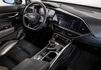 Подержанный автомобиль Geely Tugella 2021 года (9 фото)