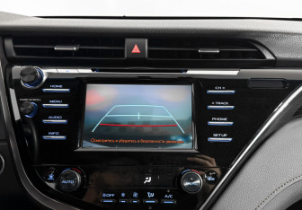 Подержанный автомобиль Toyota Camry Sedan 2019 года (17 фото)