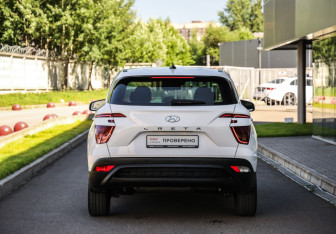 Подержанный автомобиль Hyundai Creta 2022 года (7 фото)