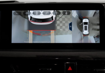 Подержанный автомобиль Exeed VX 2023 года (21 фото)