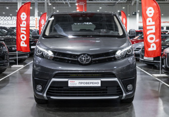 Подержанный автомобиль Toyota ProAce 2018 года (3 фото)