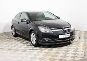 Подержанный автомобиль Opel Astra Hatchback 2010 года (3 фото)