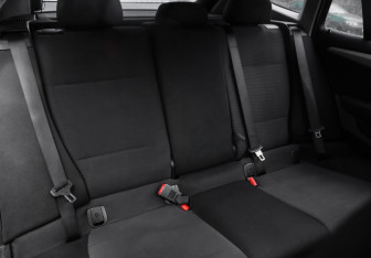 Подержанный автомобиль BMW X1 2013 года (23 фото)