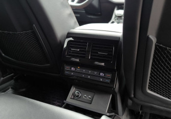 Подержанный автомобиль Volkswagen Touareg 2019 года (18 фото)