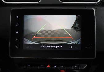 Подержанный автомобиль Renault Duster 2021 года (18 фото)
