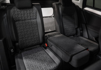 Подержанный автомобиль Volkswagen Tiguan 2021 года (24 фото)