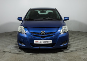 Подержанный автомобиль Toyota Yaris Sedan 2008 года (2 фото)
