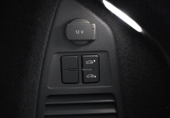 Подержанный автомобиль Volkswagen Touareg 2021 года (24 фото)