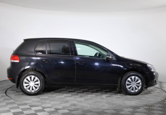 Подержанный автомобиль Volkswagen Golf Hatchback 2009 года (4 фото)