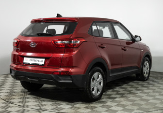 Подержанный автомобиль Hyundai Creta 2017 года (5 фото)