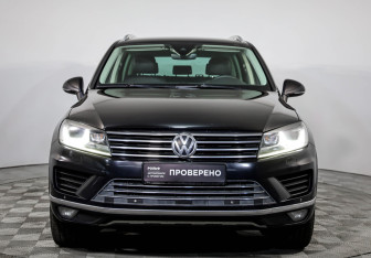 Подержанный автомобиль Volkswagen Touareg 2016 года (2 фото)
