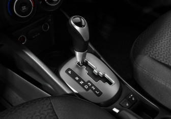 Подержанный автомобиль Kia Rio Hatchback 2014 года (11 фото)