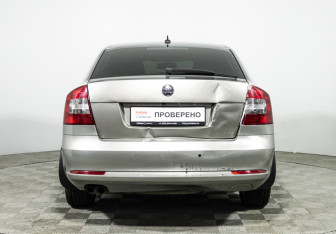 Подержанный автомобиль Skoda Octavia Liftback 2010 года (6 фото)