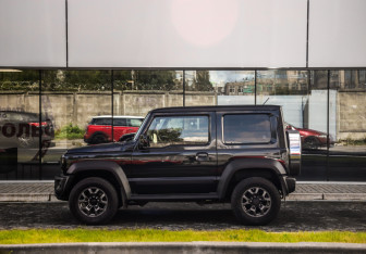 Подержанный автомобиль Suzuki Jimny 2020 года (9 фото)