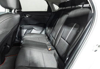 Подержанный автомобиль Kia Cerato Sedan 2020 года (11 фото)