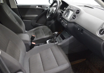 Подержанный автомобиль Volkswagen Tiguan 2013 года (12 фото)