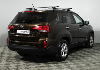 Подержанный автомобиль Kia Sorento 2019 года (5 фото)
