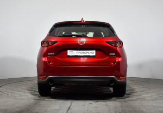 Подержанный автомобиль Mazda CX-5 2017 года (6 фото)