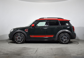Подержанный автомобиль MINI Countryman 2017 года (8 фото)