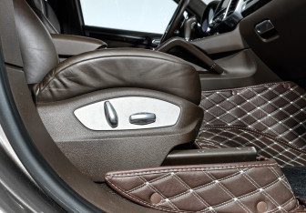 Подержанный автомобиль Porsche Cayenne 2015 года (16 фото)