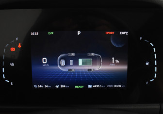 Подержанный автомобиль Evolute i-SPACE 2024 года (27 фото)