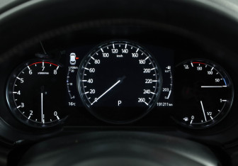 Подержанный автомобиль Mazda CX-9 2019 года (11 фото)