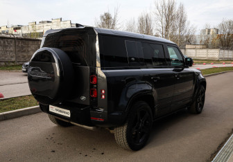 Подержанный автомобиль Land Rover Defender Suv 2020 года (4 фото)
