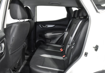 Подержанный автомобиль Nissan Qashqai 2019 года (13 фото)