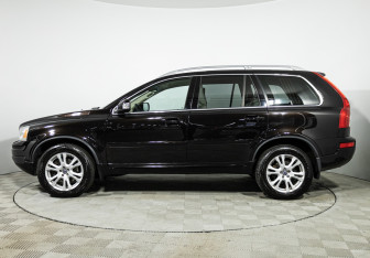 Подержанный автомобиль Volvo XC90 2012 года (8 фото)