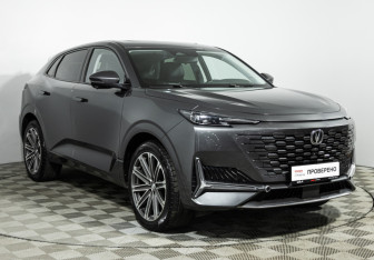 Подержанный автомобиль Changan UNI-K 2023 года (3 фото)