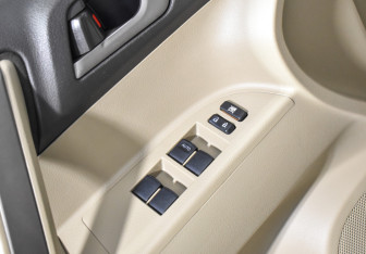 Подержанный автомобиль Toyota Highlander 2008 года (10 фото)