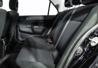Подержанный автомобиль Mitsubishi Lancer Sedan 2009 года (10 фото)