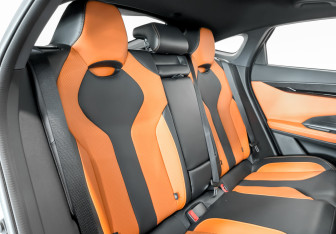 Новый Changan UNI-V 2024 (12 фото)