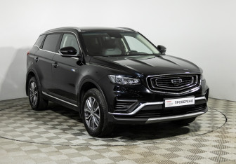 Подержанный автомобиль Geely Atlas Pro 2022 года (3 фото)