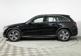 Подержанный автомобиль Mercedes-Benz GLC Coupe 2021 года (8 фото)