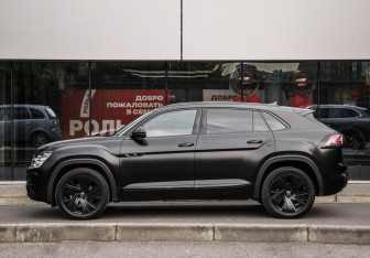 Подержанный автомобиль Volkswagen Teramont 2022 года (9 фото)