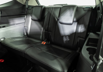 Подержанный автомобиль Volkswagen Teramont 2018 года (23 фото)