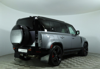 Подержанный автомобиль Land Rover Defender Suv 2023 года (5 фото)