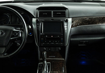 Подержанный автомобиль Toyota Camry Sedan 2016 года (14 фото)