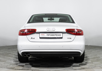 Подержанный автомобиль Audi A4 Sedan 2015 года (6 фото)