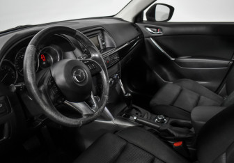 Подержанный автомобиль Mazda CX-5 2013 года (9 фото)