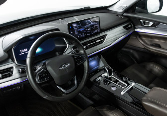 Подержанный автомобиль Chery Tiggo 8 Pro 2022 года (11 фото)